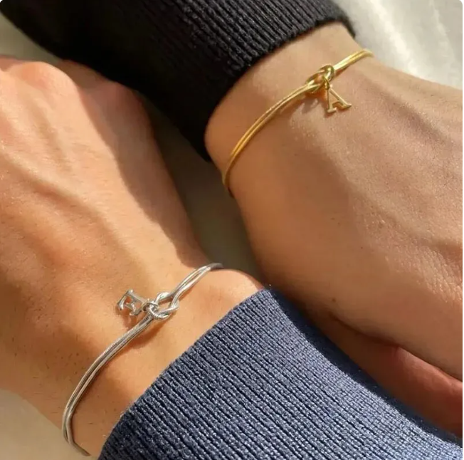A-Z Luna Love Knot Bracelet – Gold Snake Chain Charm